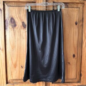 Vintage 80's Black Half Slip Scalloped Hem Skirt Grunge Coquette Girl